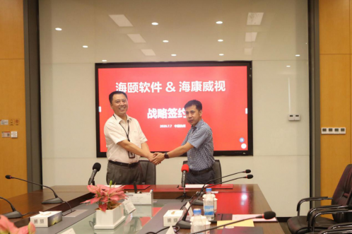 ？？底鹆比松褪遣酃布醚锓鸷