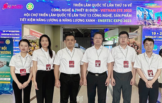 海阔天高 ，，，“颐越”千里